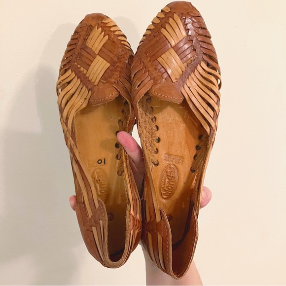 Vintage • Mongas Artisanal Leather Braided Sandals in Brown - Picture 4 of 8
